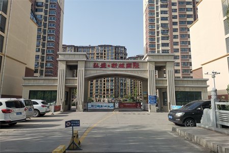 城东开发区多层龙都花园2室2厅1卫45万75m2简单装修出售